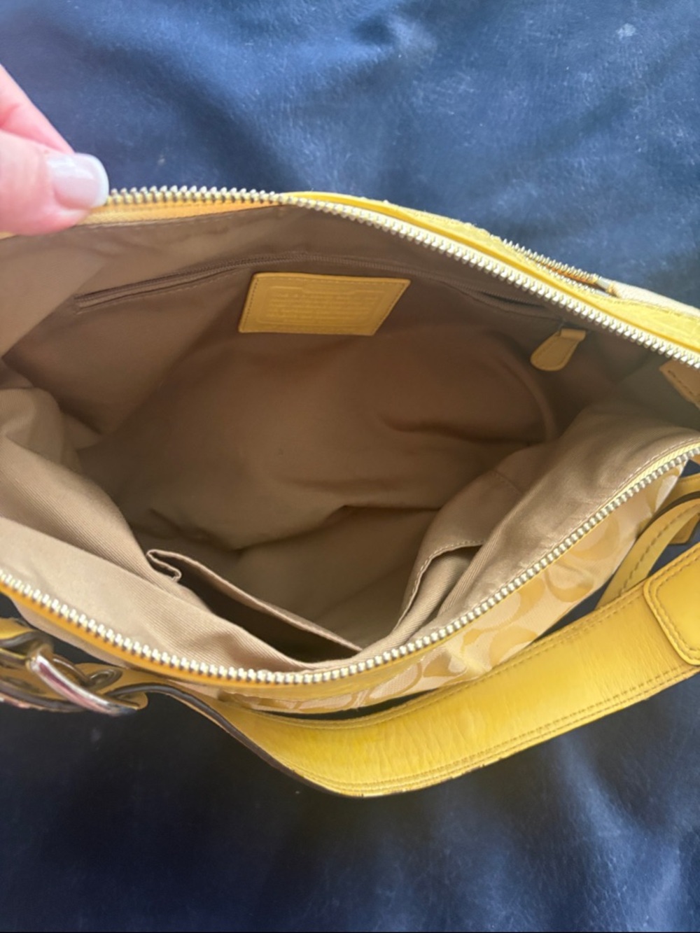 Vintage Y2K Coach Lemon Yellow Jacquard Patent Shoulder Hobo Bag - Picture 8 of 12